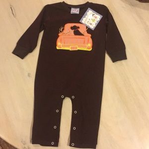 Long-sleeved boy’s jumper w/ dog & truck | 18m